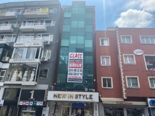 KADIKÖY SÖĞÜTLÜÇEŞME CADDESİ'NDE KİRALIK BİNA