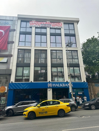 KADIKÖY KUŞDİLİ CADDESİ'NDE SIFIR KİRALIK OFİS