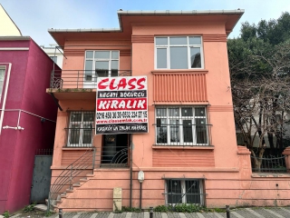 ÜSKÜDAR SALACAK'TA KOMPLE KİRALIK 3 KATLI BAHÇELİ KÖŞK & İŞYERİ