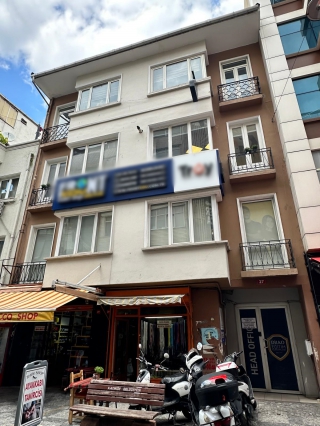 KADIKÖY HALİTAĞA CADDESİ'NE YAKIN SATILIK OFİS