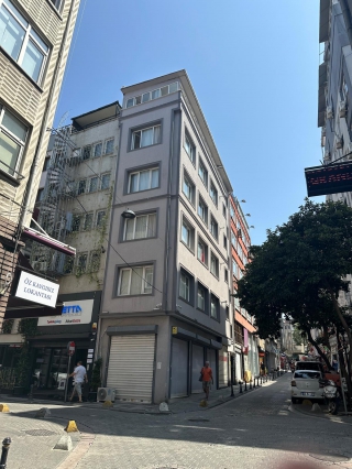 KADIKÖY RIHTIMA YAKIN EŞYALI 2+1 KİRALIK DAİRE